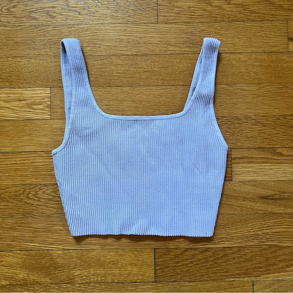 Aritzia Babaton ribbed crop tank in lilac